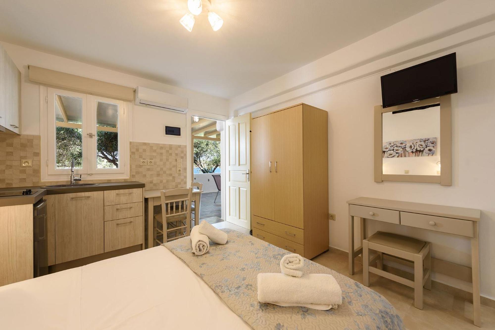Sea Breeze Studios Paros II Alikí Zewnętrze zdjęcie
